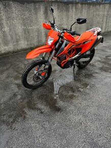 KTM 690R Enduro