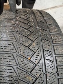 Predám zimné pneumatiky Continemtal 225/45 r18