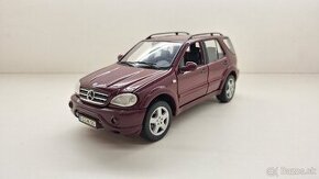 1:18 MERCEDES-BENZ ML 55 AMG