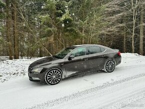 Škoda Superb III Laurin & Klement 2.0 140kw DSG