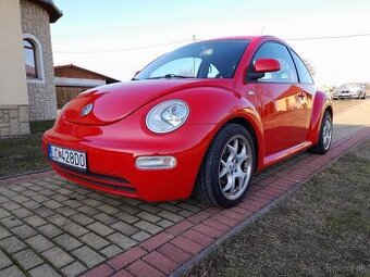 Volkswagen New Beetle - 1