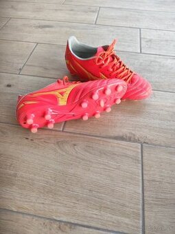 Mizuno morelia NEO