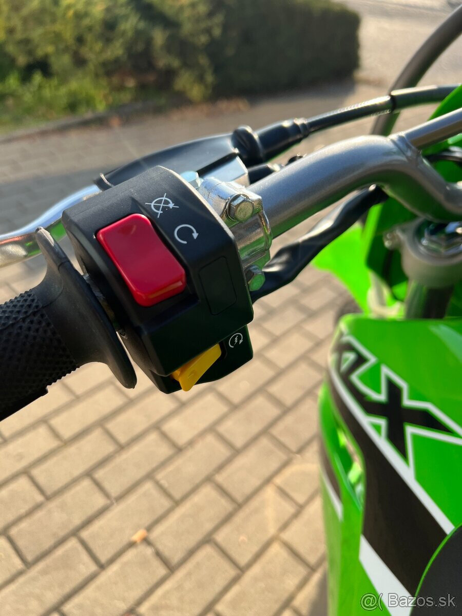 Kawasaki KLX140R L