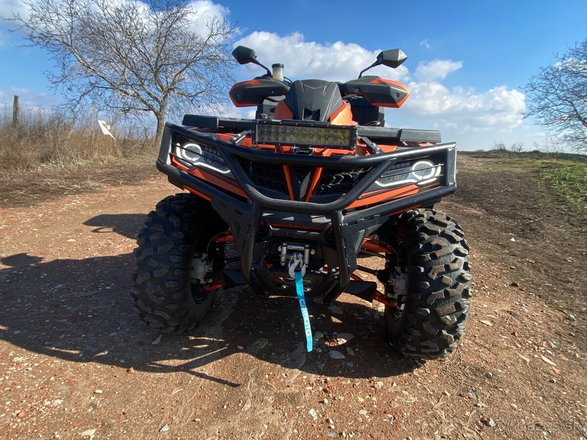 CF Moto Gladiator X1000