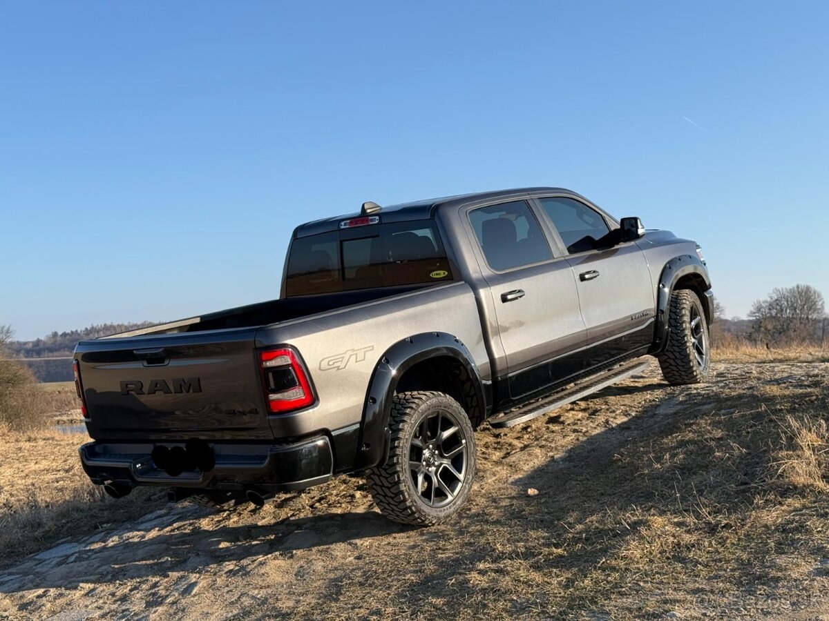 DODGE RAM 1500 5,7 HEMI 2022 GT 46 000 km