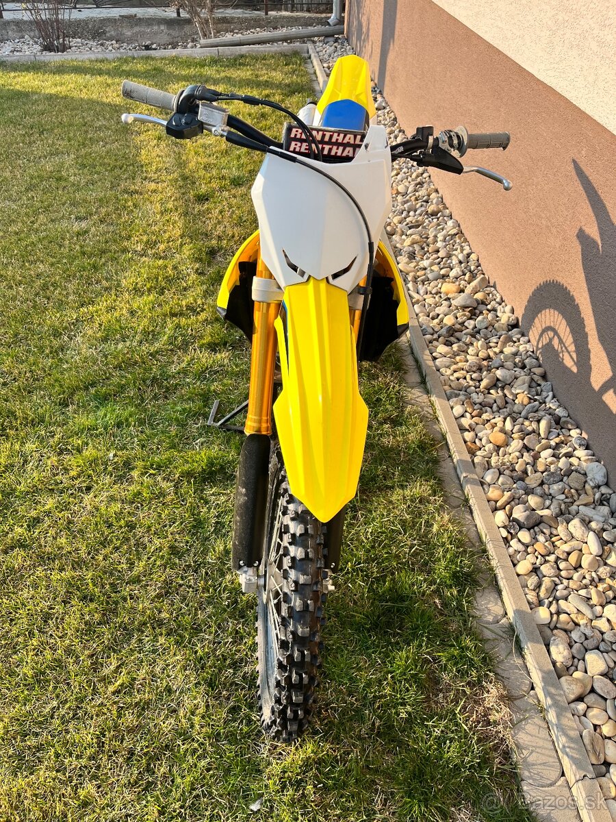 Suzuki RMZ 250, 2022