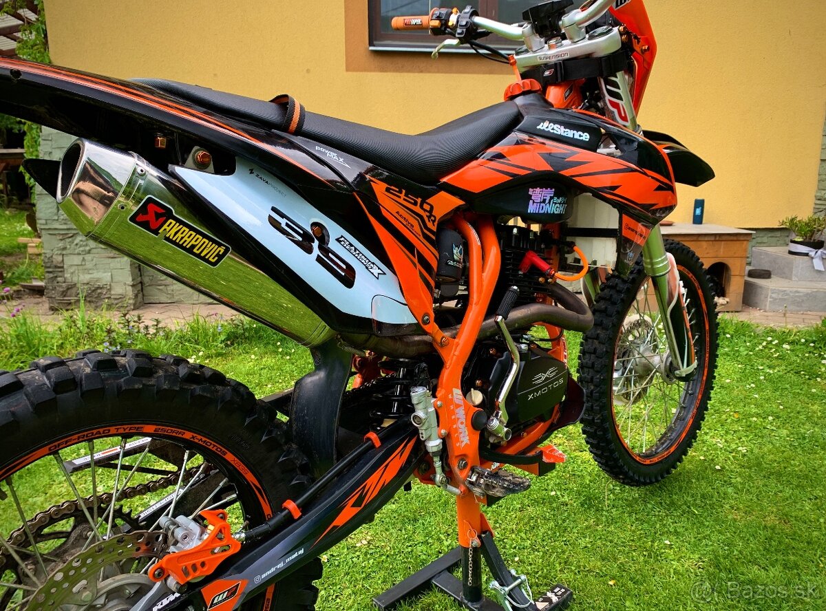 XMOTOS XB-39 PRO 250cc 2023 - SUPER STAV... /