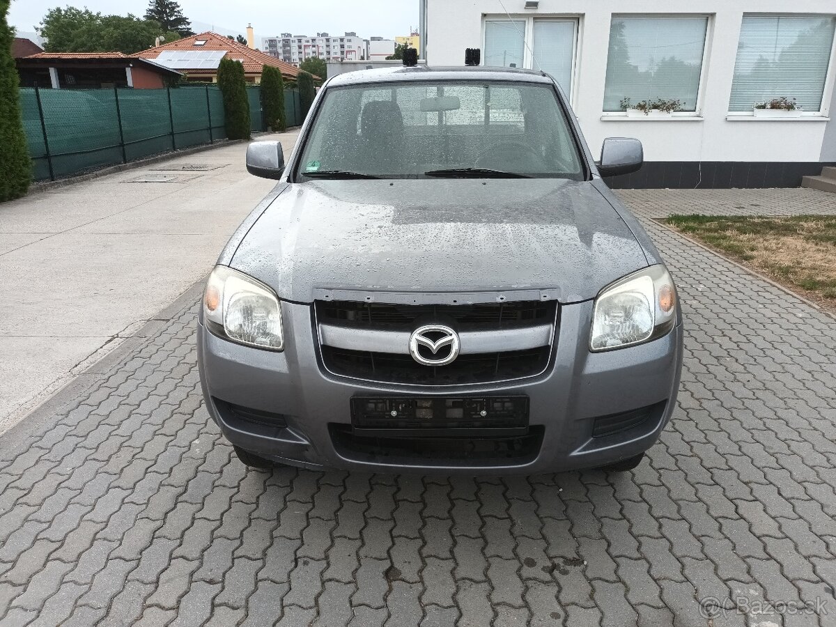 Mazda BT-50 2.5td 105kw RAP CAB/Ford Ranger 2.5tdci 2011