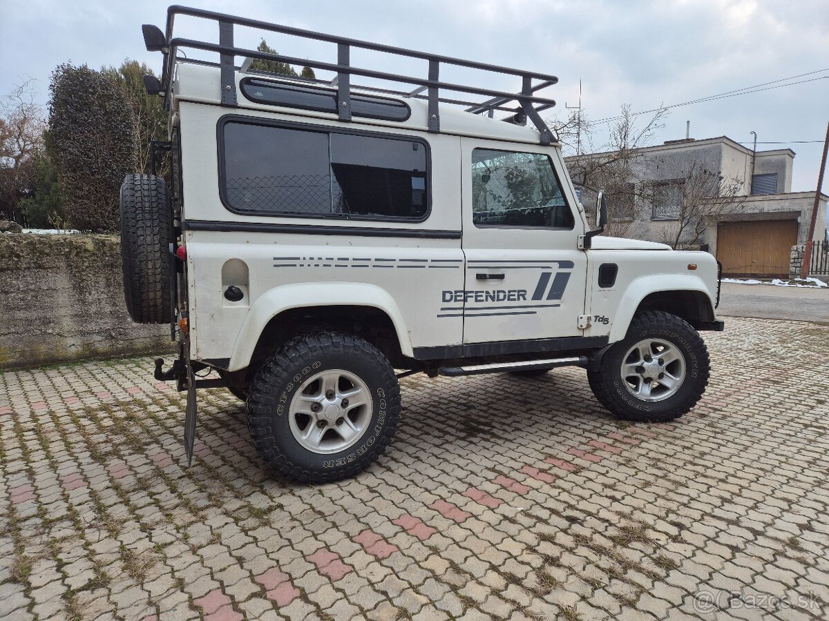 Land rover DEFENDER 90 2,5td5 90kw