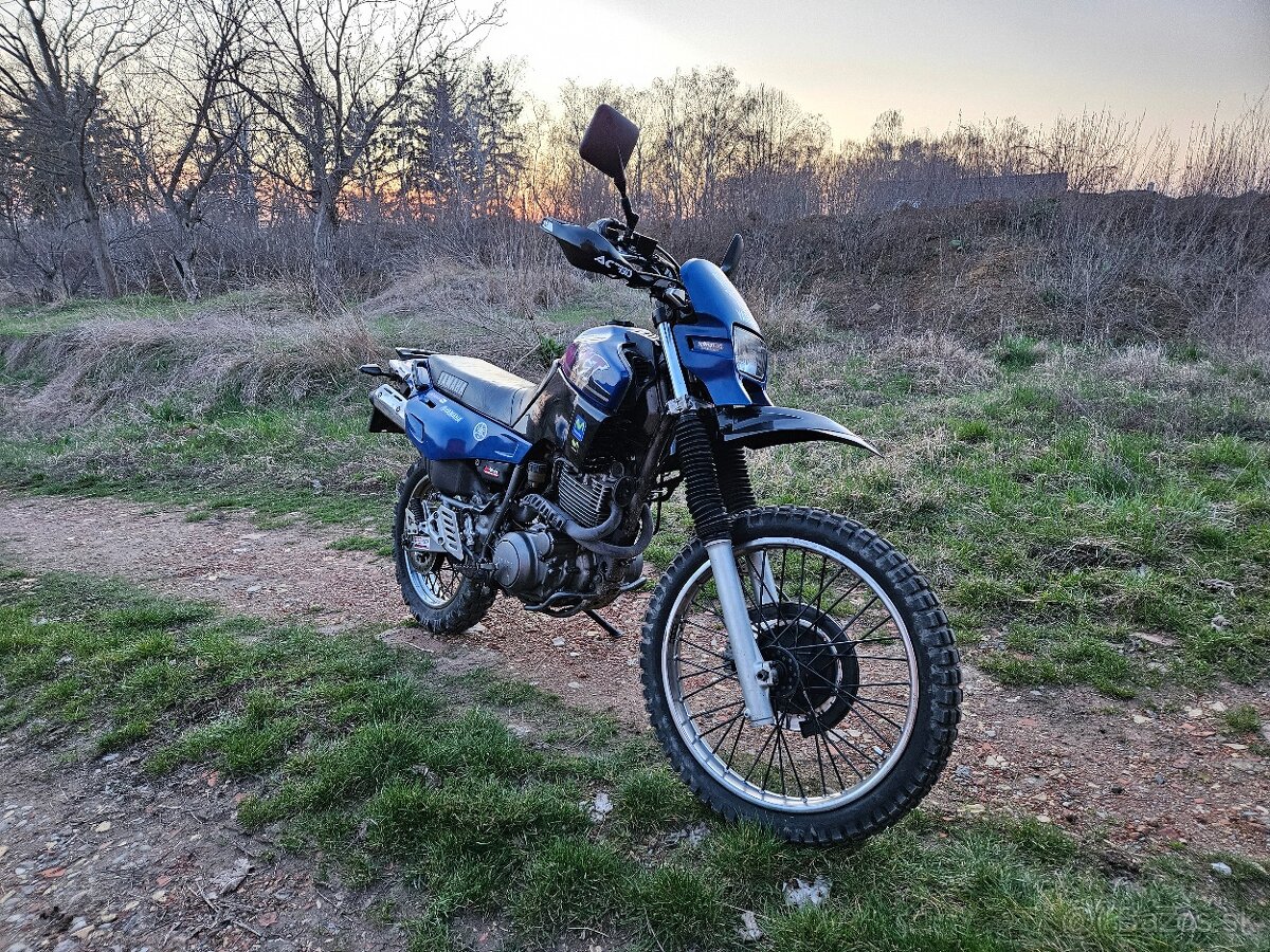 Yamaha XT 600