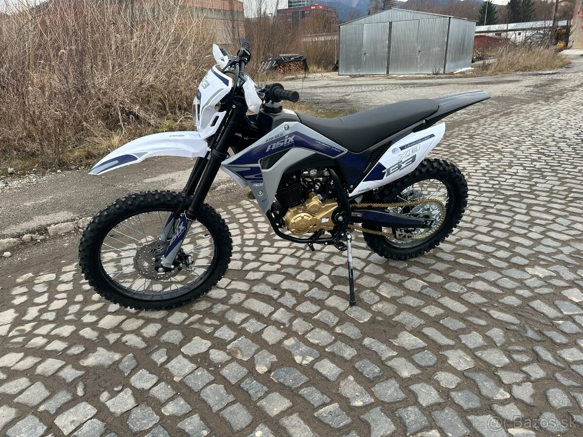 Enduro Asix XB83 250cm3 LED svetlo + Štartér