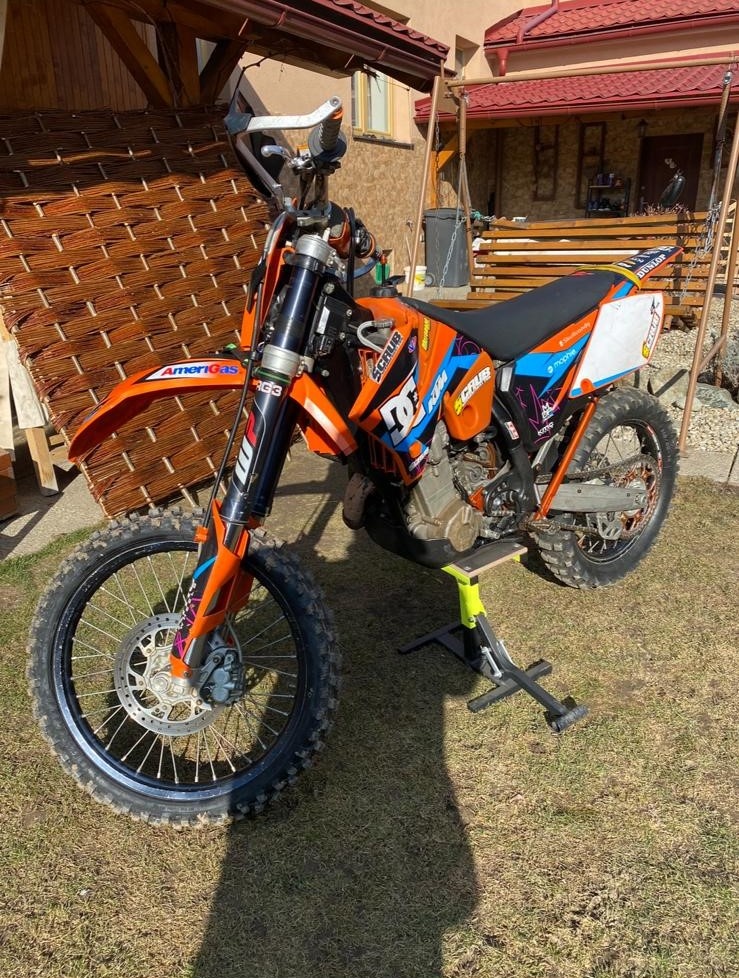 Dobrý deň, predám KTM EXC 400 4t r.v : 2008.