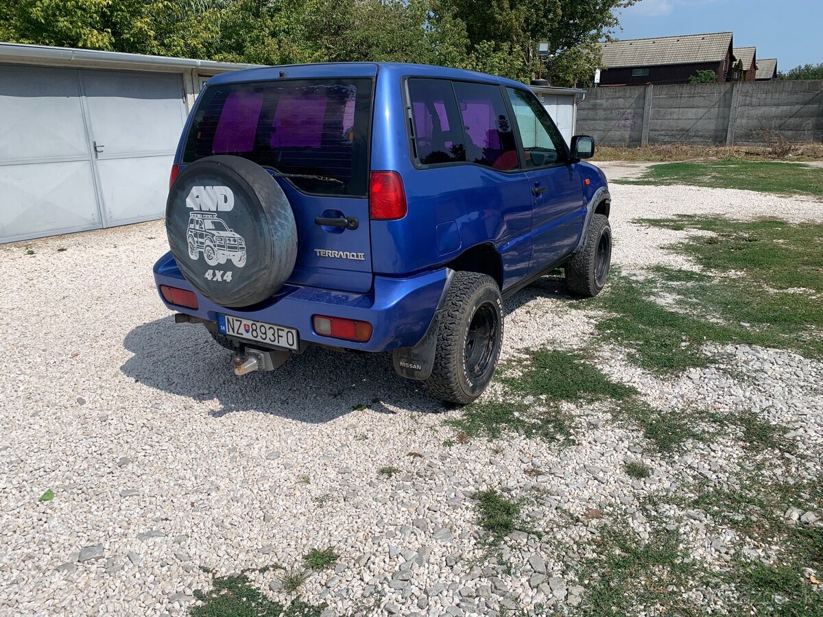 Predám Nissan Terrano II.