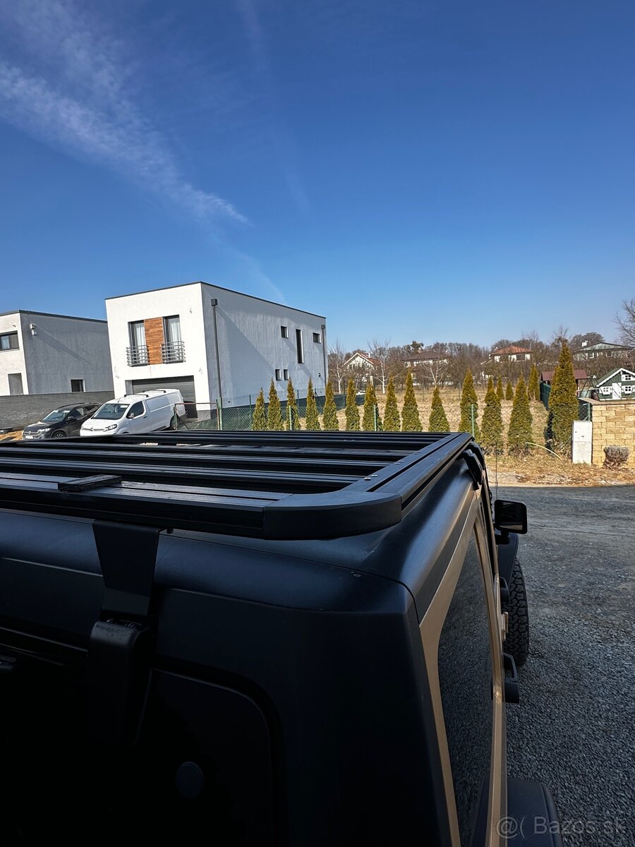 Jeep wrangler JK záhradka/strešný nosič