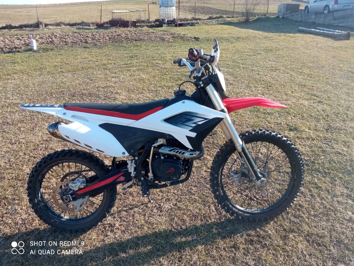 enduro apollo rfz 250cc 5 rýchlostná kolesá 18/21 + doplnky