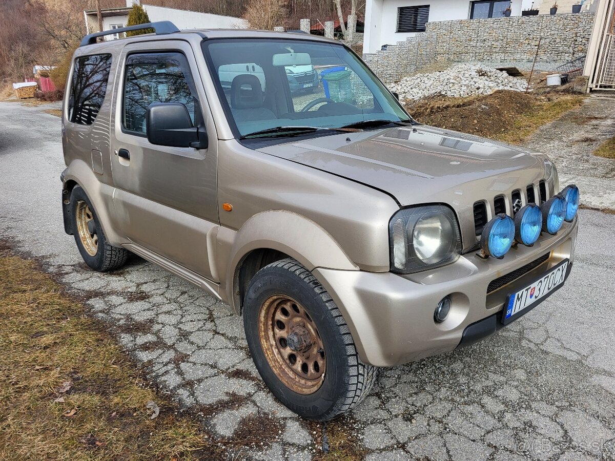 Predám Suzuki Jimny 1,3 4x4 kúpené v SR