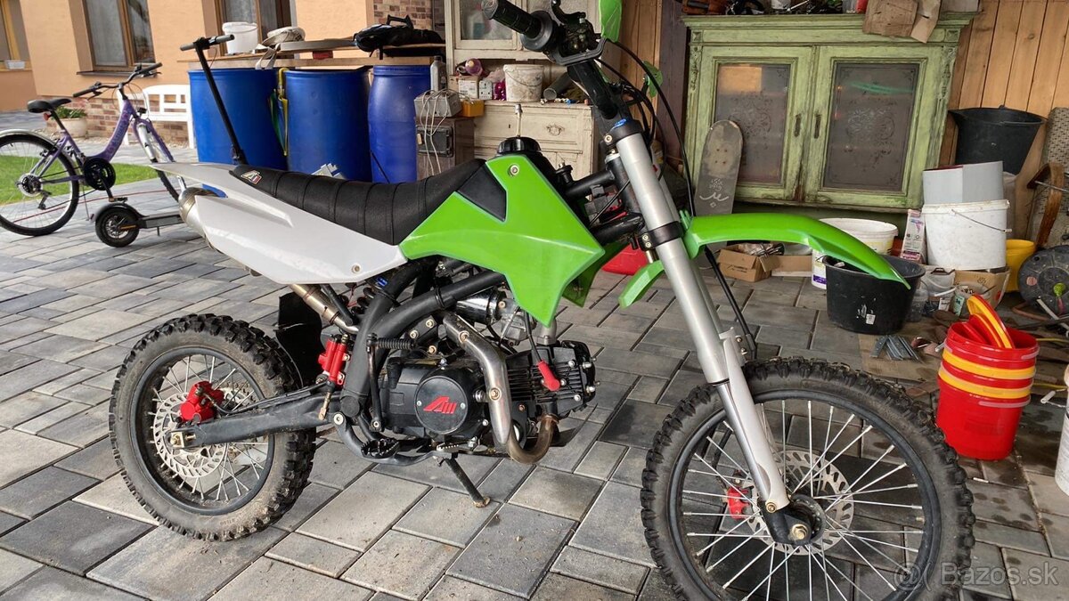 Pit bike 125