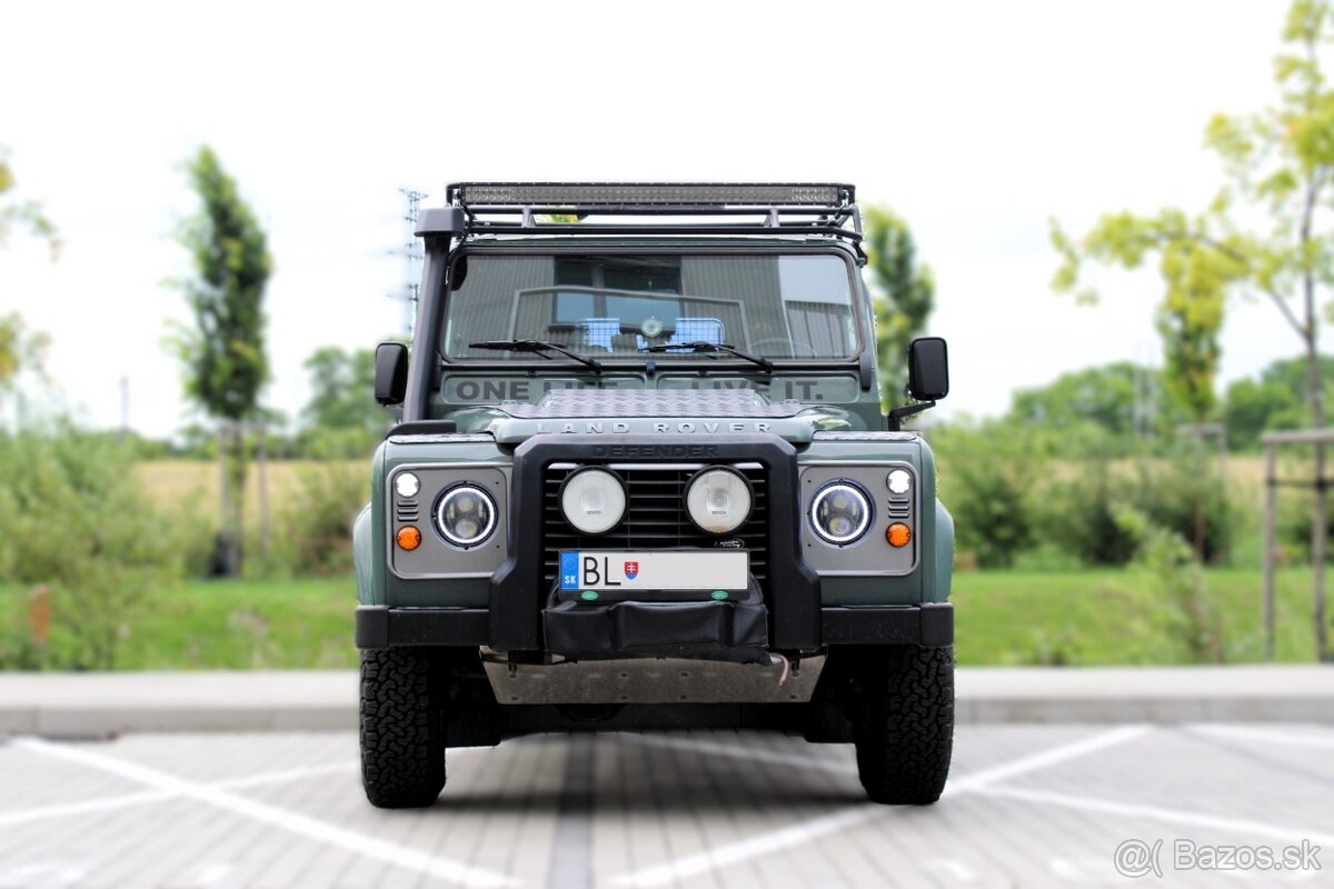 Land Rover Defender 110 2,2D Blaser Edition one of 60