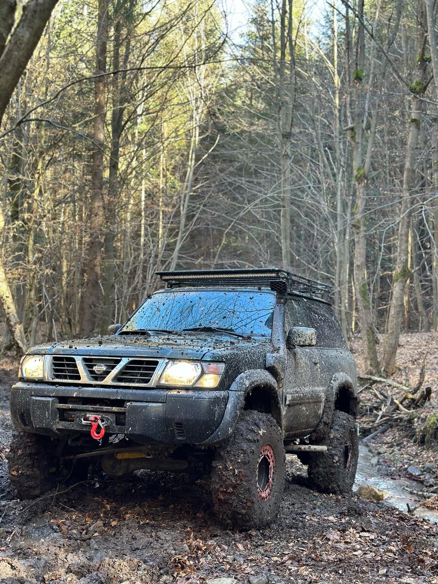 Nissan Patrol Y61 2.8