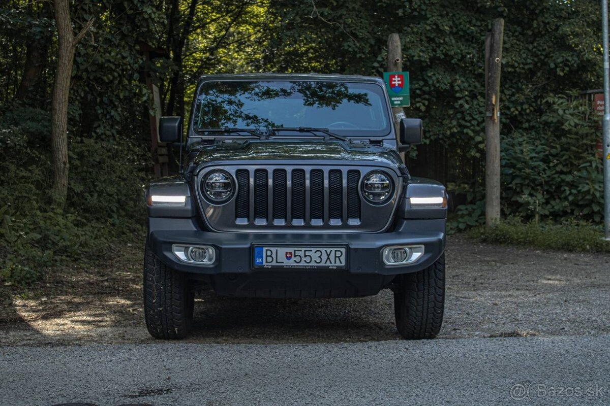 Jeep Wrangler SAHARA 2,0 Automat