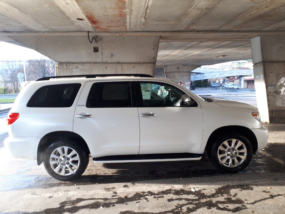 Toyota Sequoia 5.7 V8 Platinum