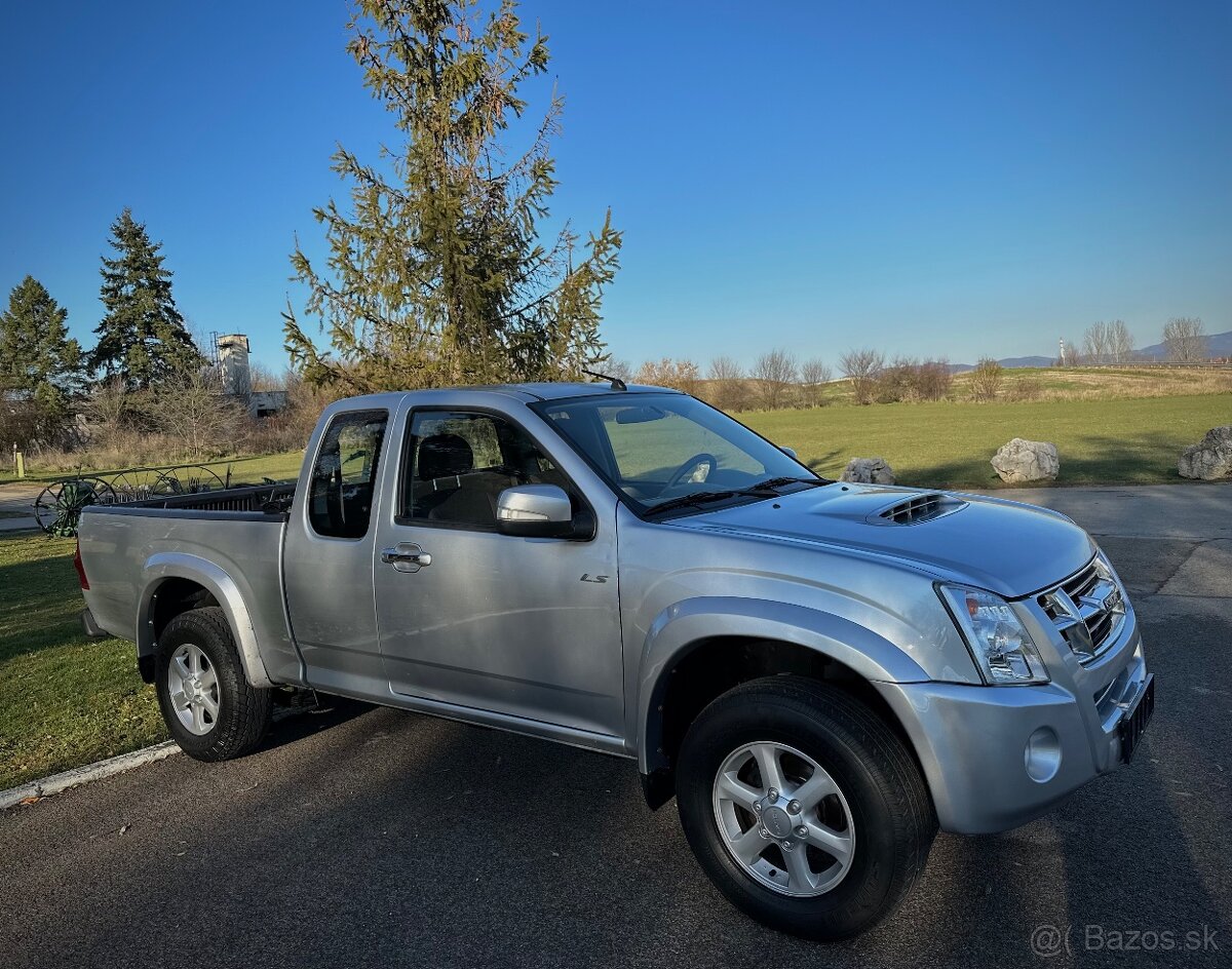 Isuzu D-Max 2.5 Td 136ps • 4x4 • manuál • SingleCab • 4M •