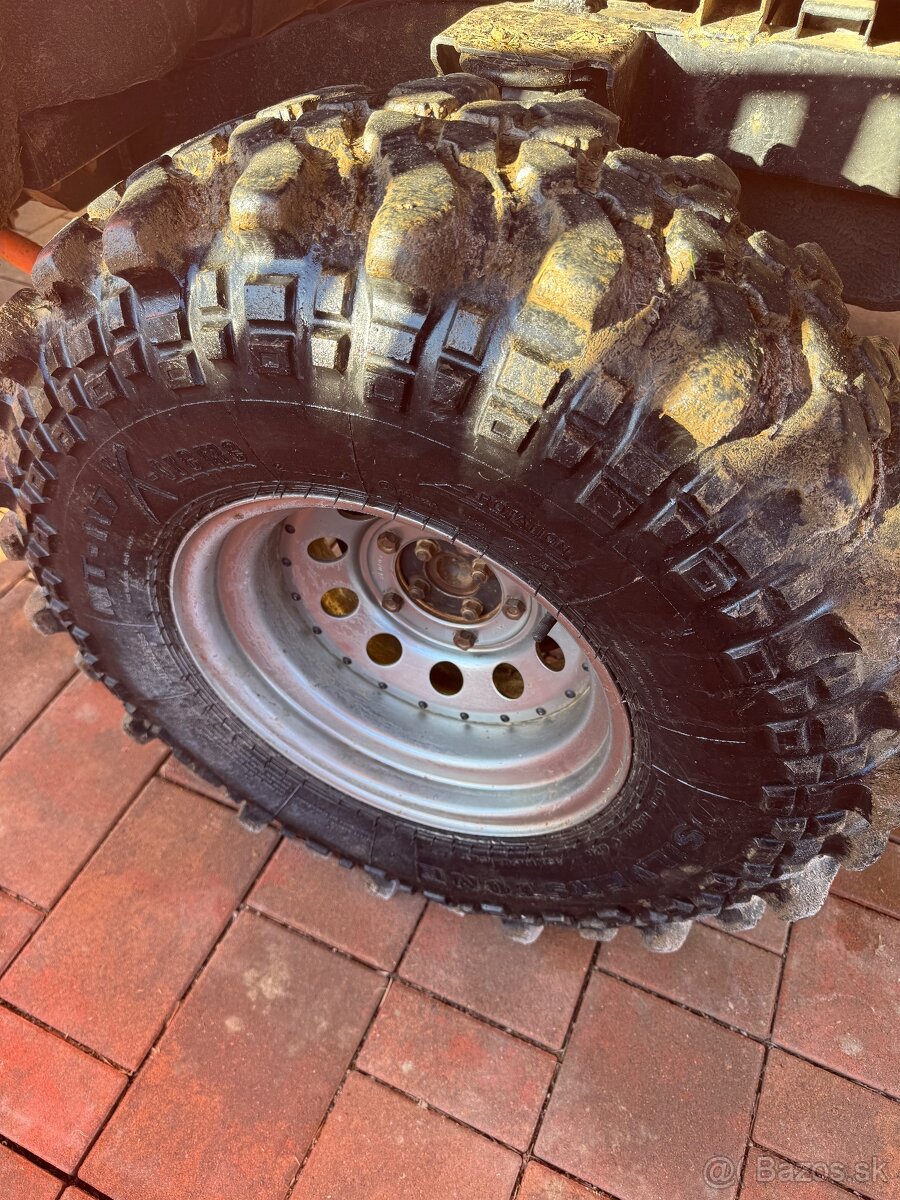 Predám set kolies 33 x 10,5 R15 off road