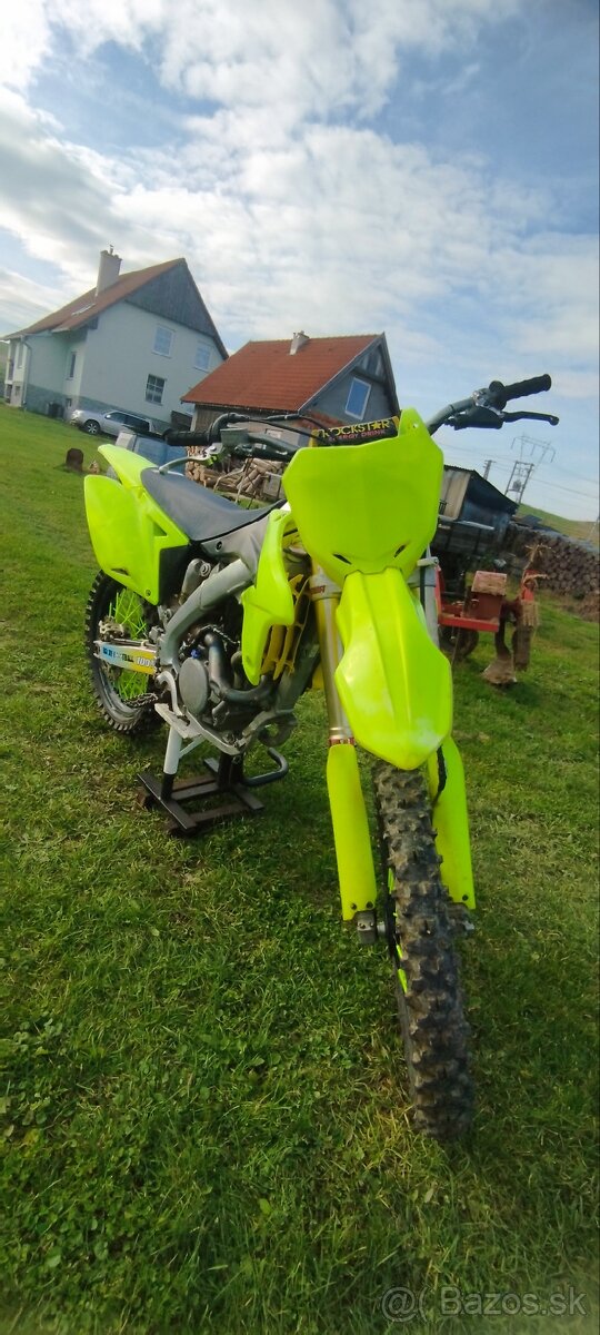 Suzuki rmz 250