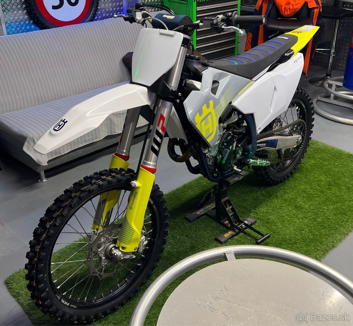 Husqvarna FC250