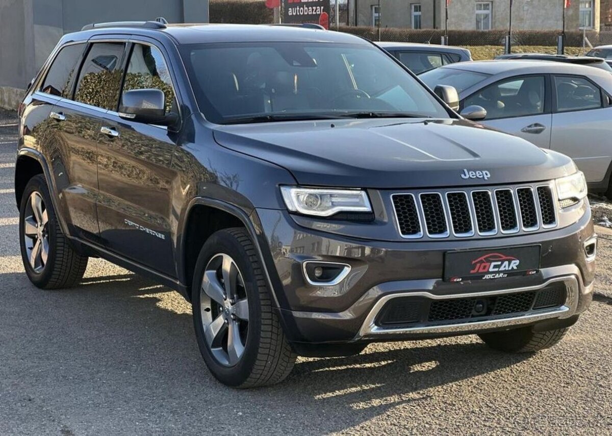 Jeep Grand Cherokee 3.0CRD OVERLAND KŮŽE NAVI nafta automat