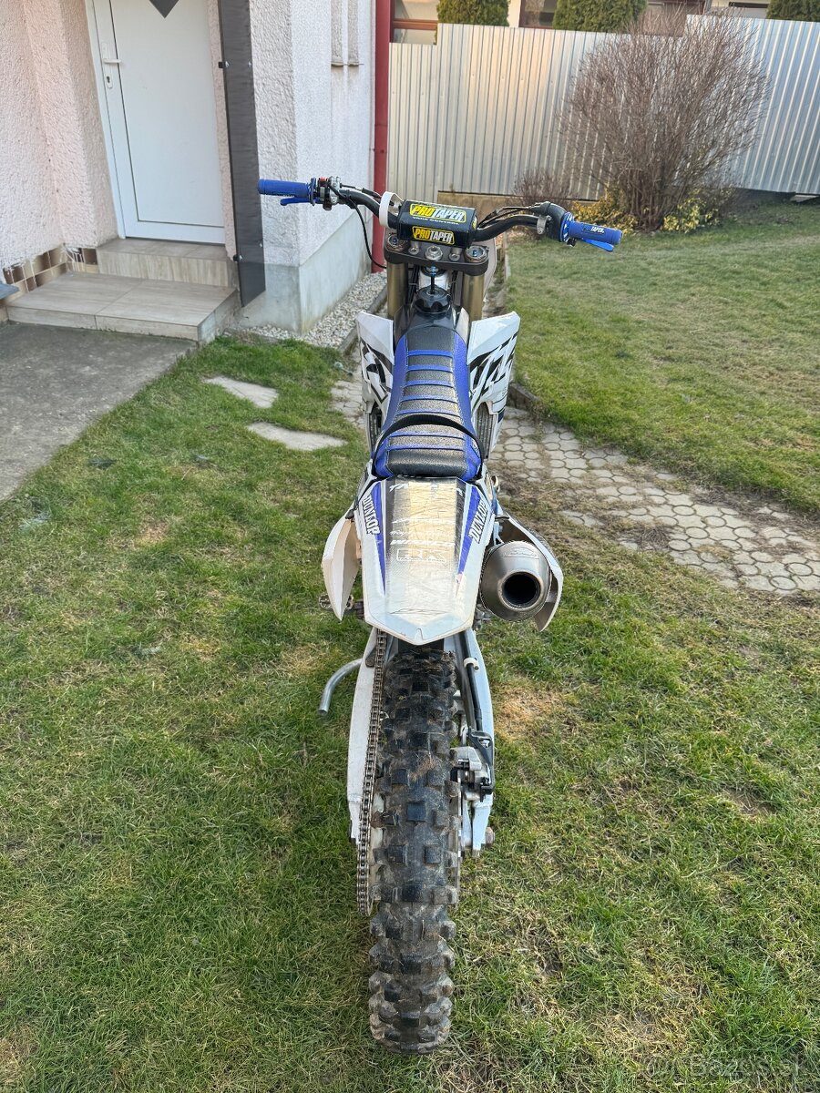 Yamaha yzf 250