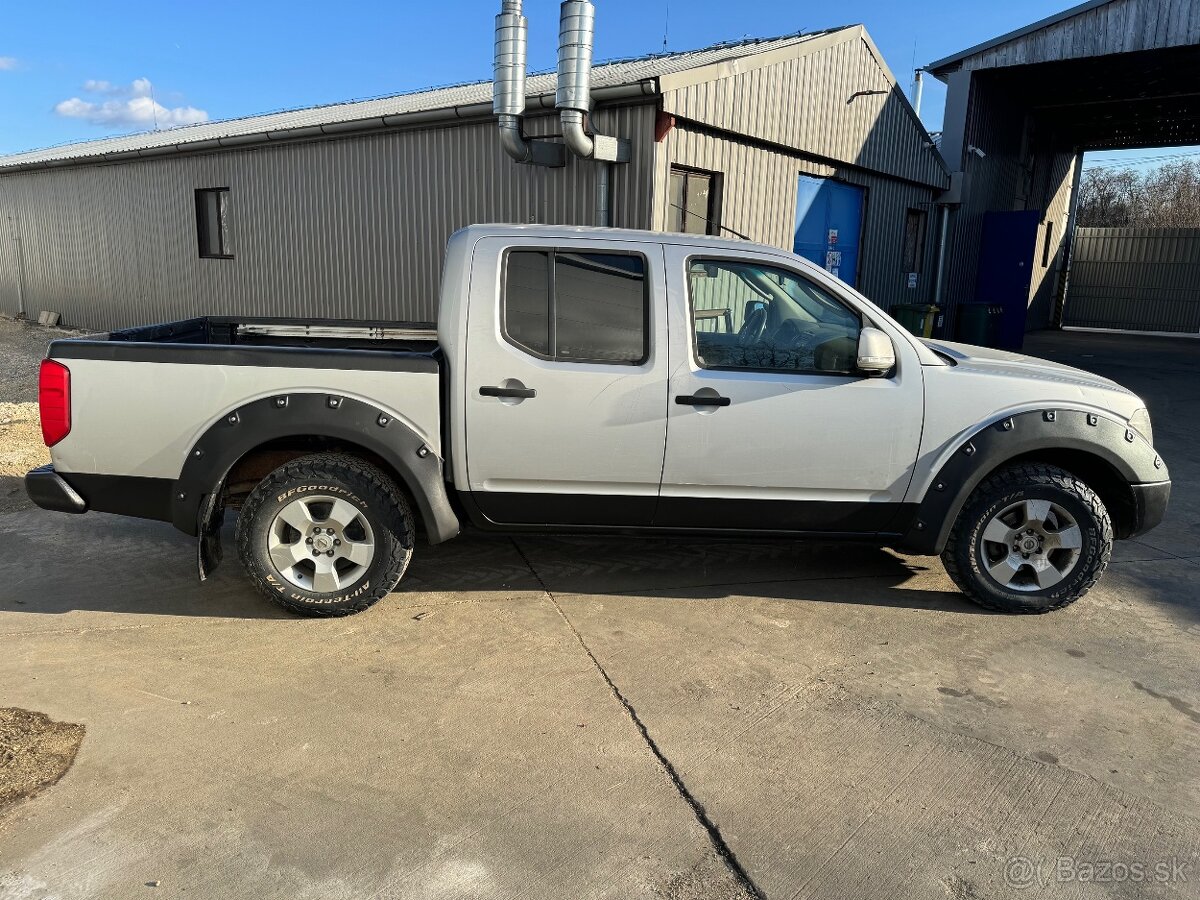 Nissan Navara D40 2.5 dci, automat