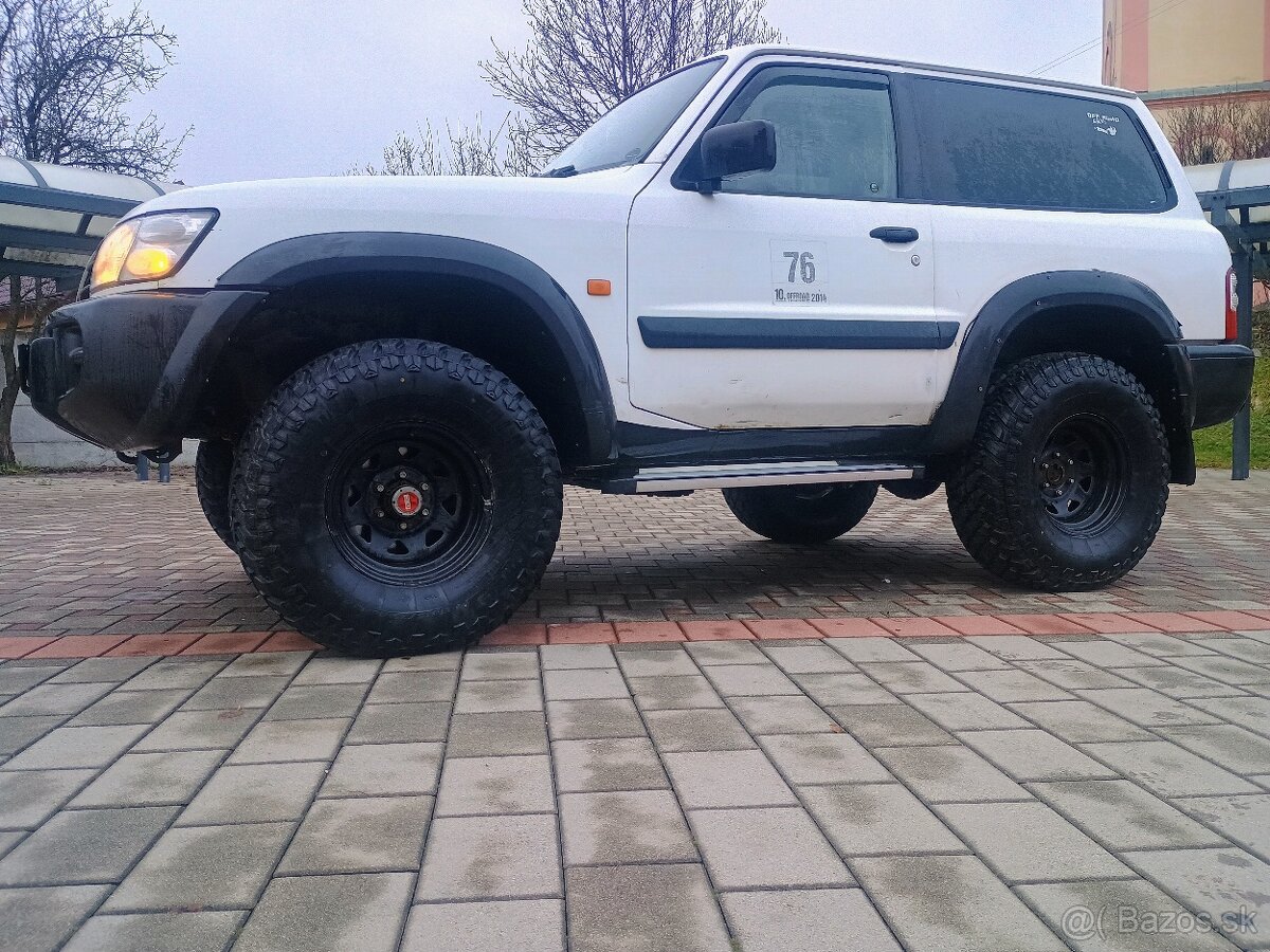 Predám Nissan patrol y61