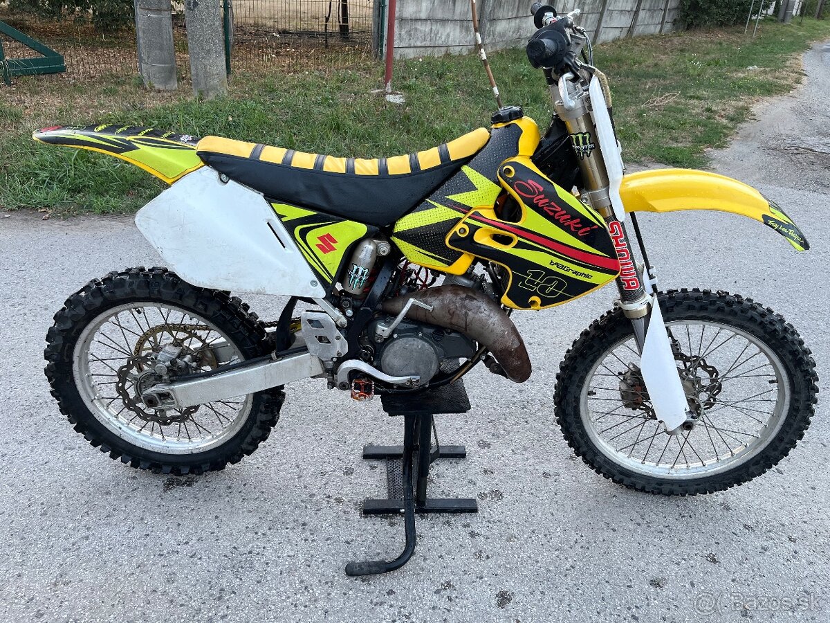 Suzuki RM 125