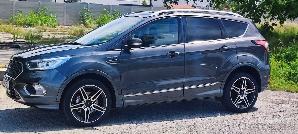 Ford Kuga 1.5 EcoBoost VIGNALE Plus AWD A/T Odpočet DPH: