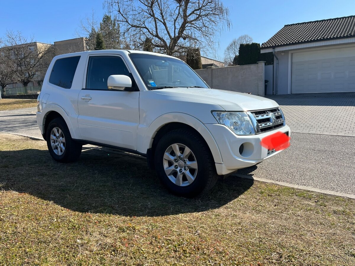 Mitsubishi Pajero 3.2 di-d 147kw 2012