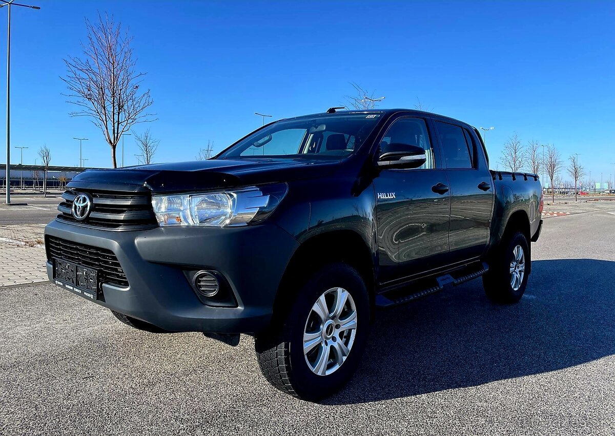 TOYOTA HILUX - PREDAJ AJ NA SPLÁTKY