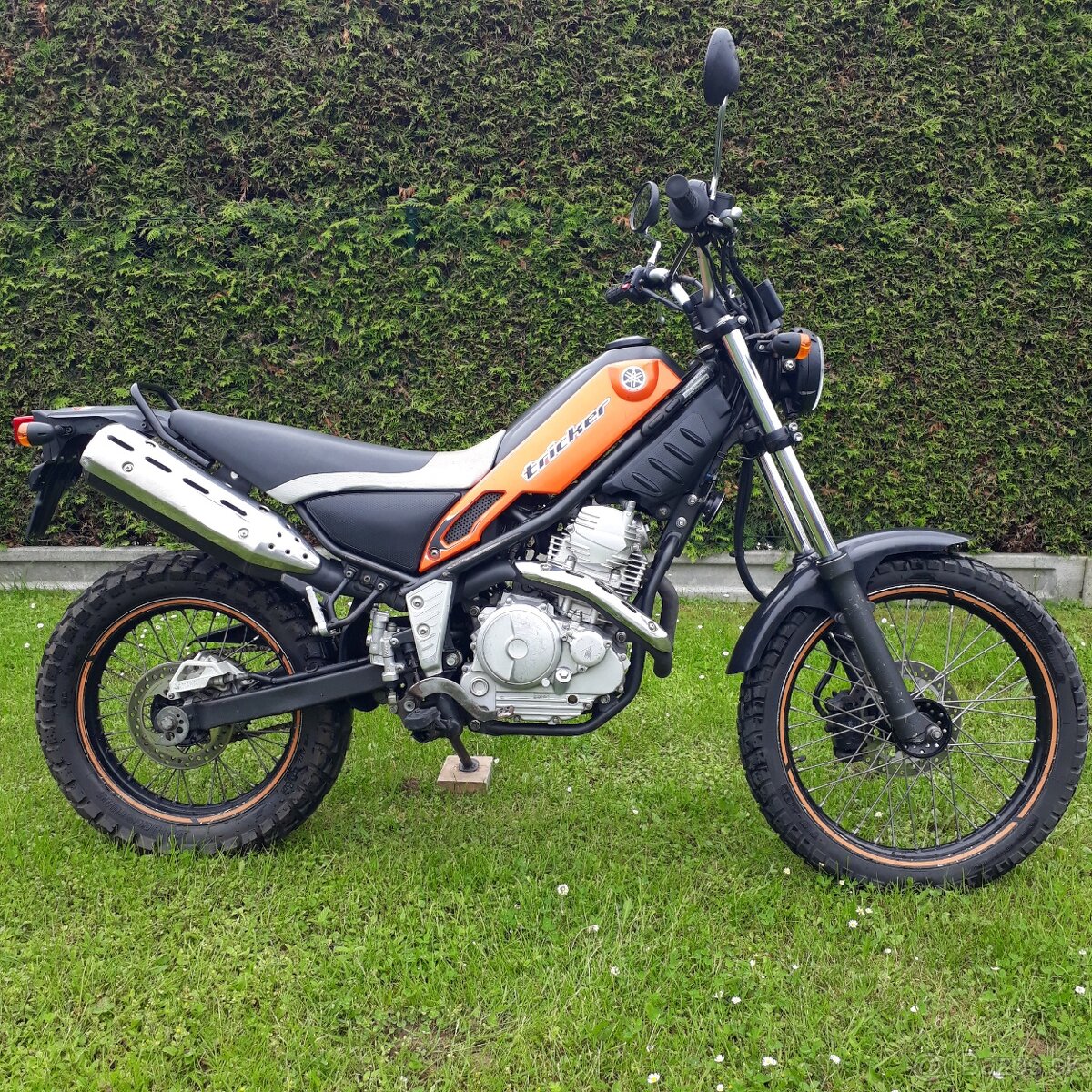 Yamaha XG 250 Tricker