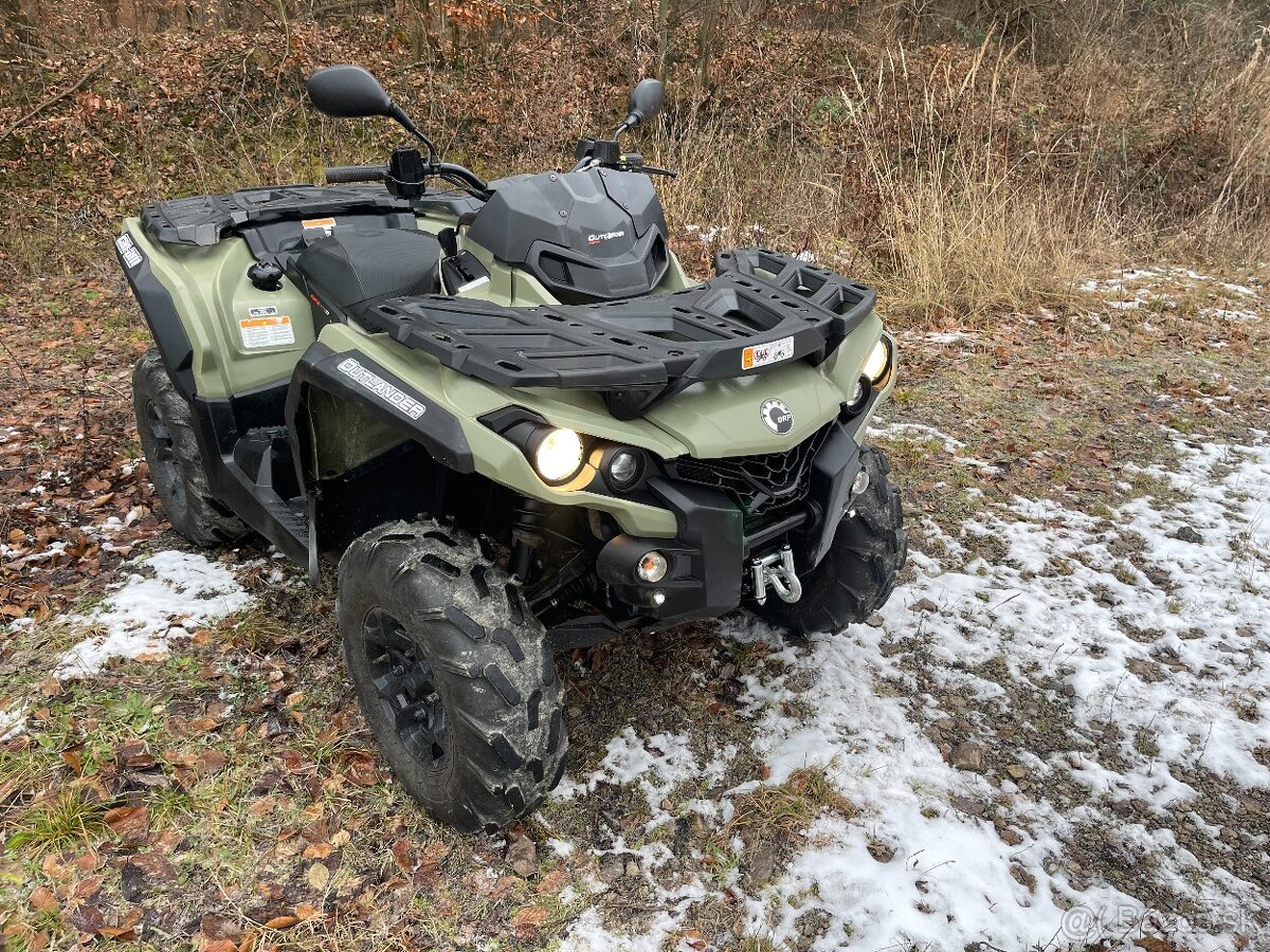 can am outlander max ,4x4,špz