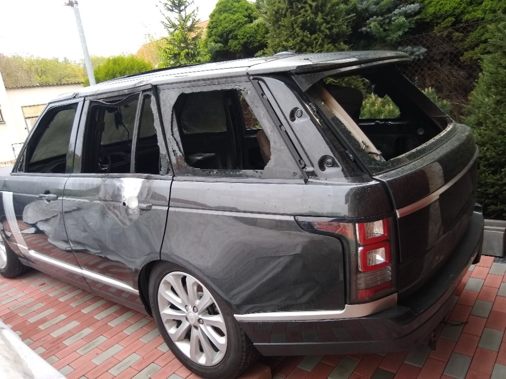 Range Rover L405 náhradní díly+karoserie s CZ doklady