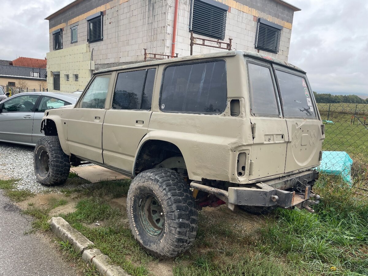 NISSAN PATROL Y60 2,8