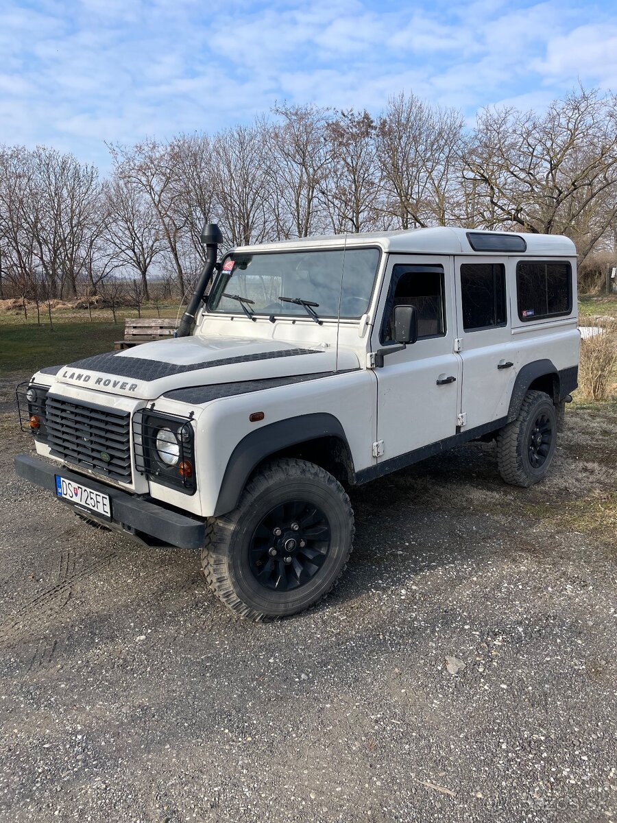 Land Rover Defender 110 2.4