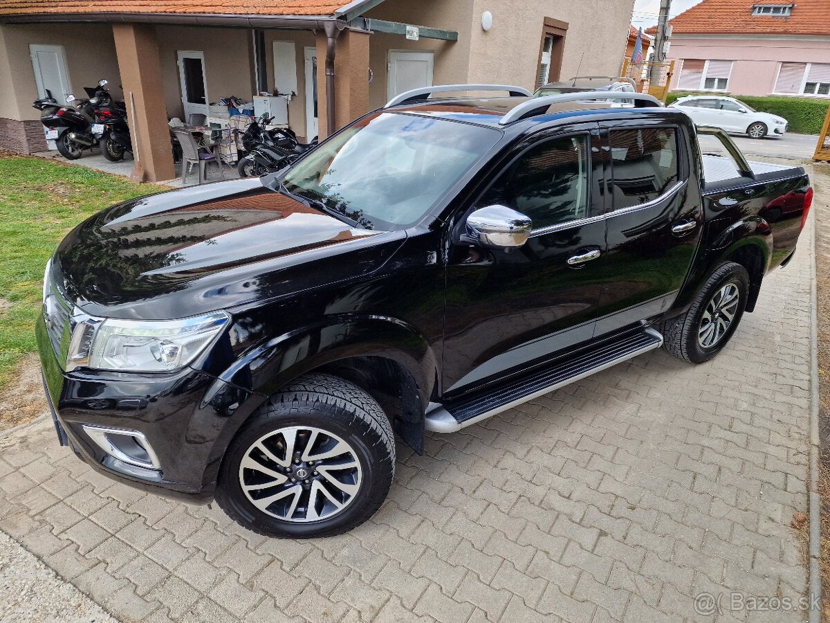 Nissan Navara DoubleCab dCi 190k A/T Tekna 4x4 (diesel)