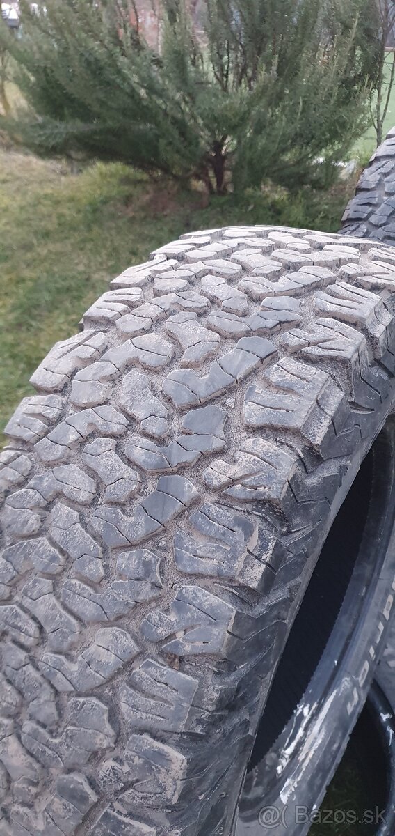 BFGoodrich All-Terrain 265/70 R16