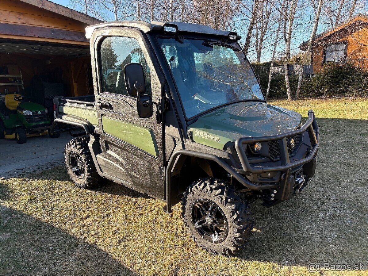 John deere Gator