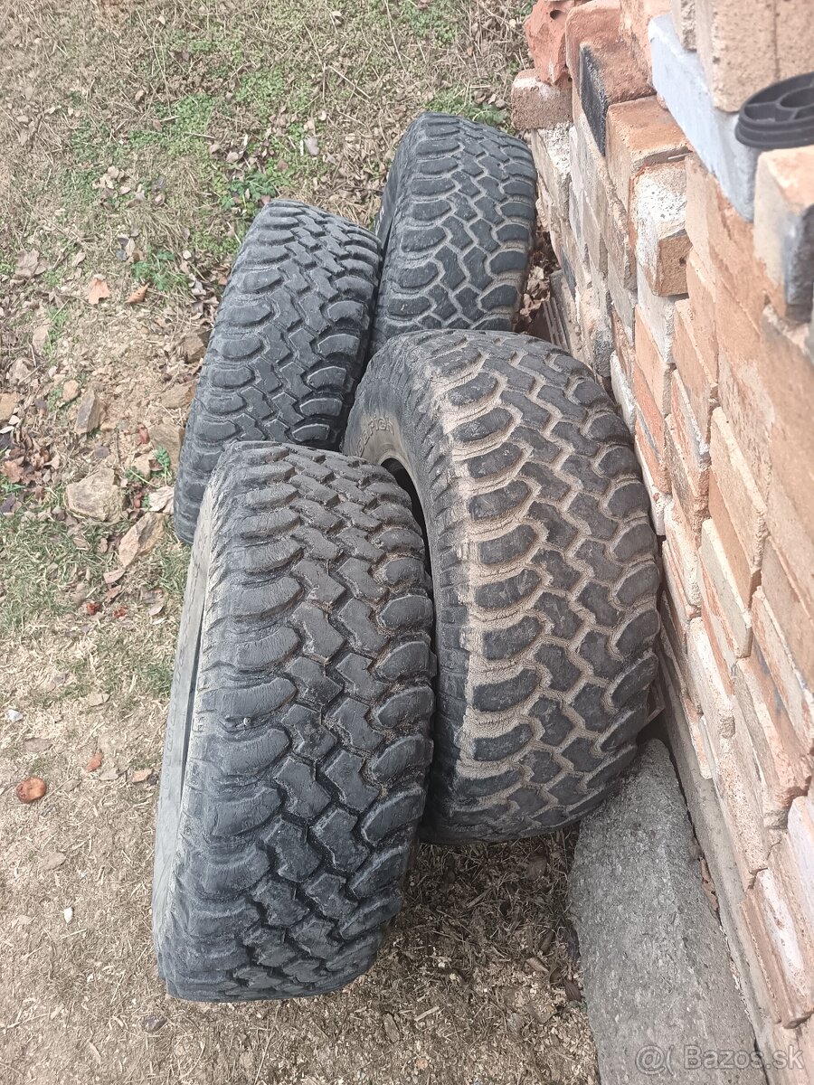 Off road pneu 33x12.5 r15