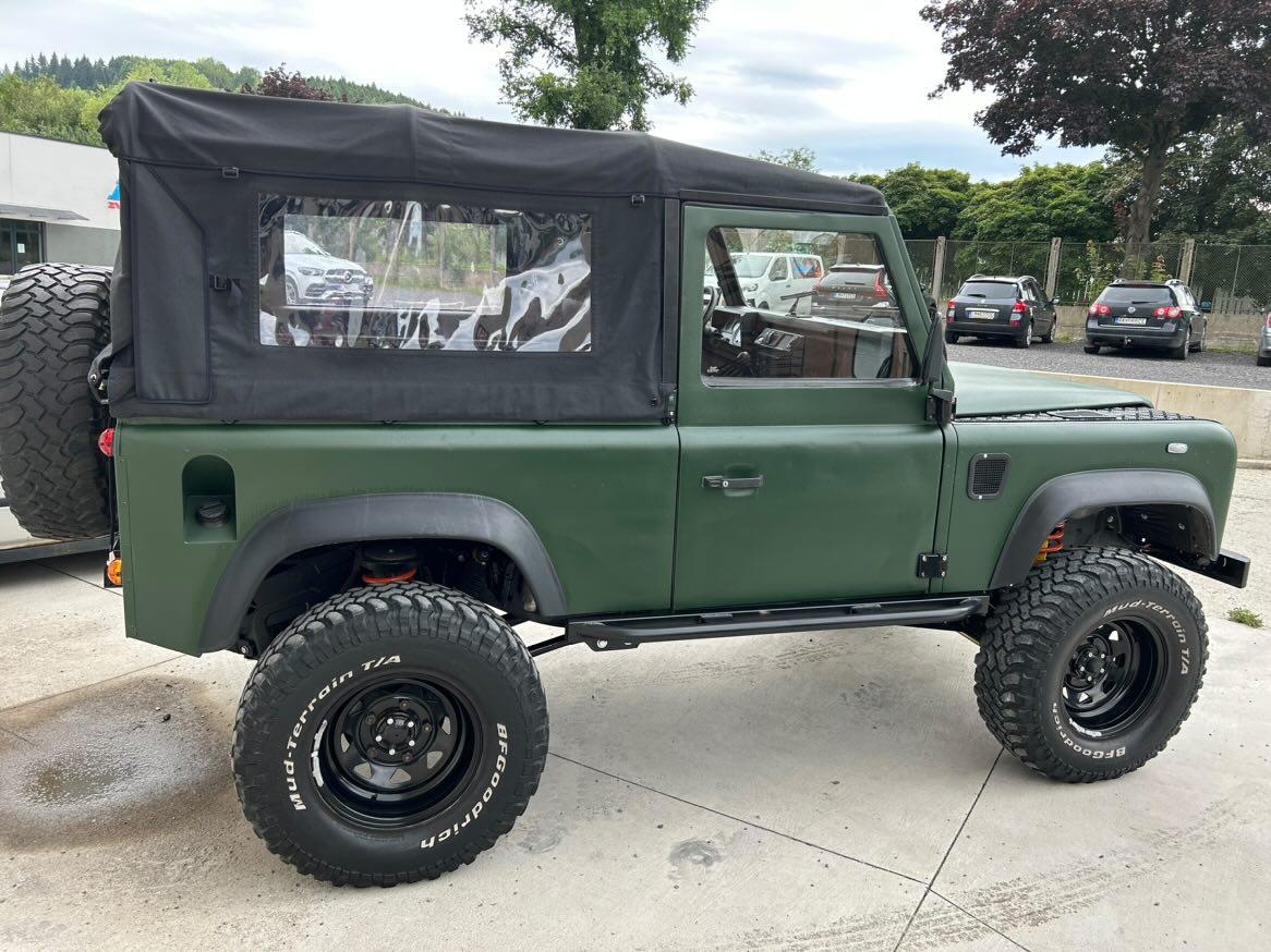 Land Rover Defender Soft Top