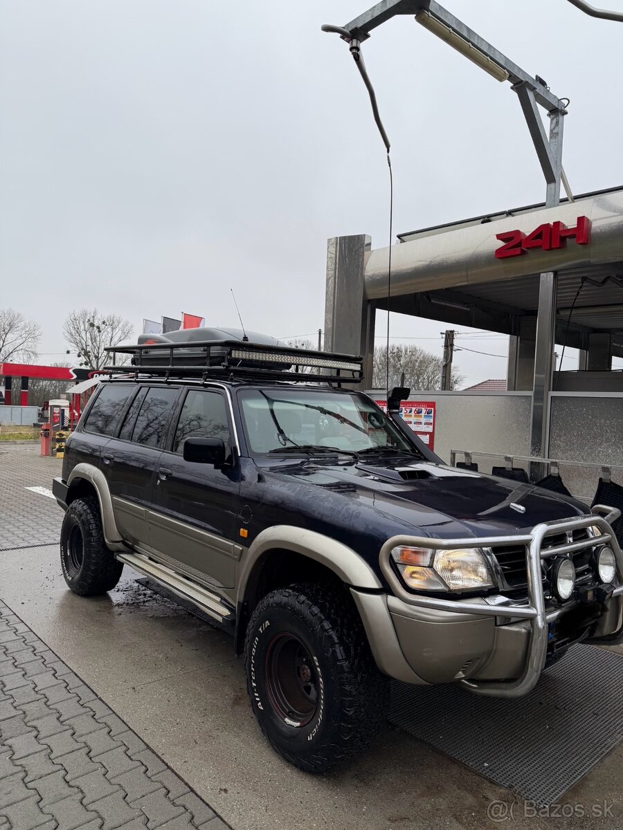 Nissan Patrol GR Y61 3.0 4x4 Off Road