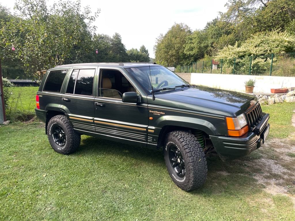 Jeep Grand Cherokee LIMITED