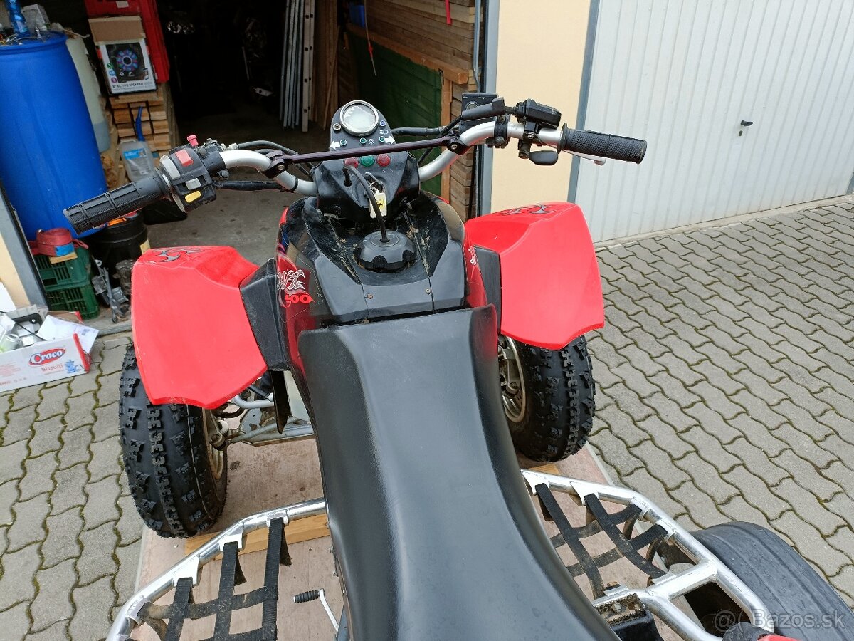 Suzuki LTZ 400